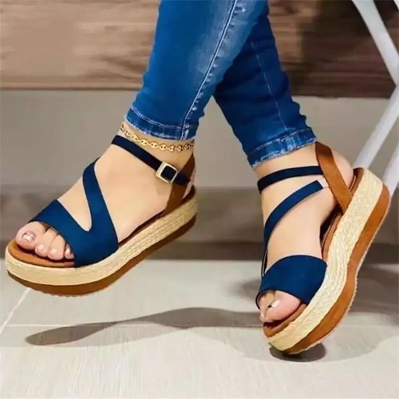 Chaussures Sandales à Boucle et Plateforme – Style et Confort Féminin