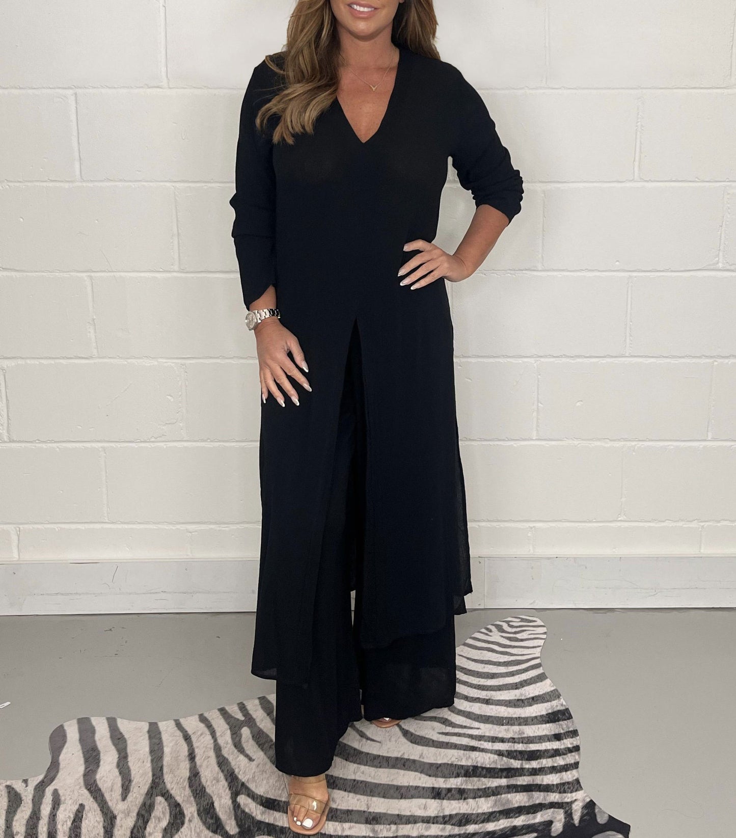 Ensemble Élégant pour Femmes : Haut Long et Pantalon Uni